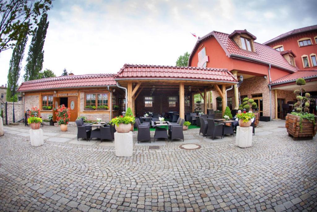 Olawian Hotel 와와 외부 사진